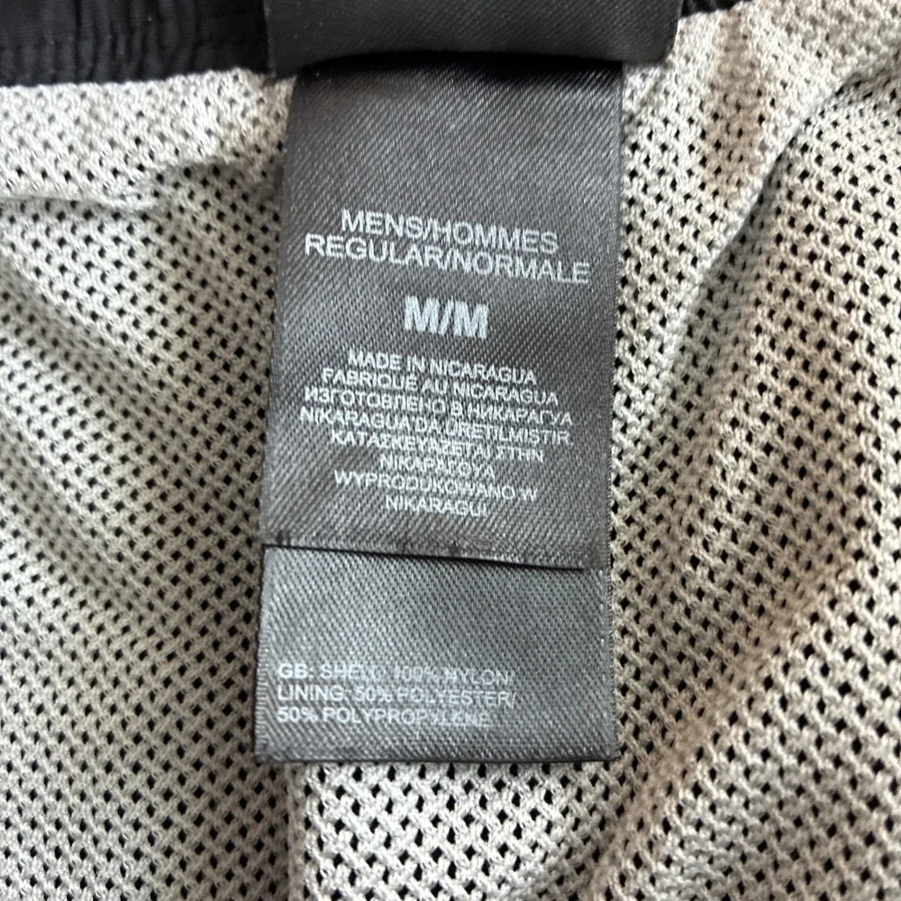The North Face Mens Class V Belted Trunks Black Nylon Mesh Lined Medium Hiking